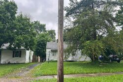 Elizabeth Ave