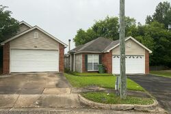  Young Pointe Blvd