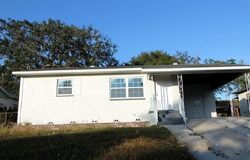  Lakeview Dr