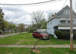  E 114th St