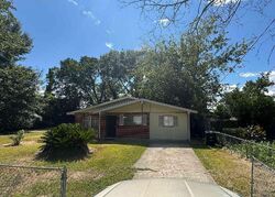  Beechwood Dr