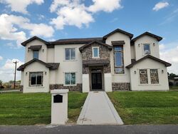  Lakeview Dr