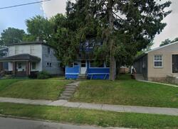  Maplehurst Ave