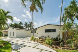  Ne 203rd St
