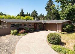  Ne Sacramento St