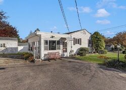  Cowesett Ave