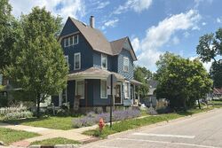  Douglas Ave
