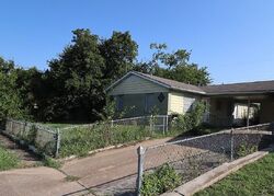  Longview Dr