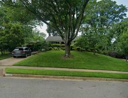  Roslyn Rd