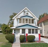  E 145th St