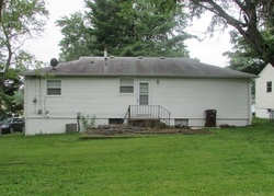  Edgehill Dr