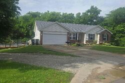  Glen Meadows Dr