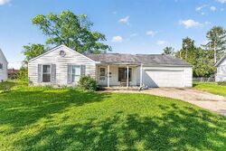  Lexmont Rd S