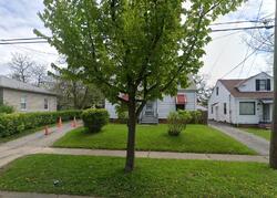  E 164th St