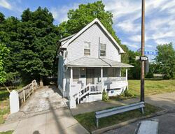 E 114th St