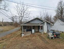 Newlin Pl