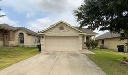  Lions Gate Ln