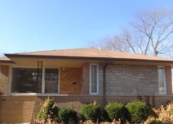  Ellis Ave