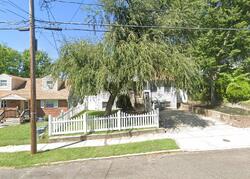  E 3rd Ave