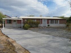  S Huachuca St