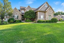  Wooded Point Dr