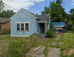  Curtis St