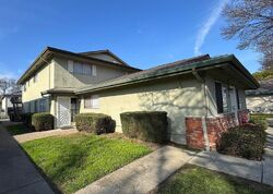  Peppertree Way Apt 2