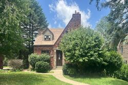  Colonial Park Dr