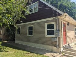  8th St Se