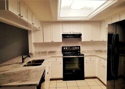 Se 5th Pl Apt 4