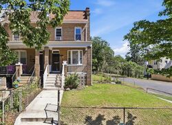  Longfellow St Nw