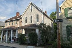  Logan St
