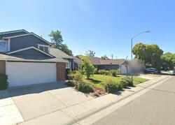 Cougar Hills Way
