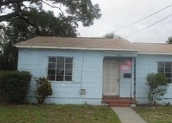  21st St S