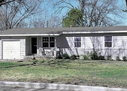  Circle Dr
