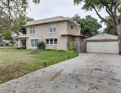  Meadowbrook Dr