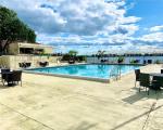  Lake Emerald Dr Apt 2