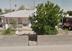  E 8th Ave