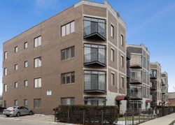  W Grand Ave Apt 4w