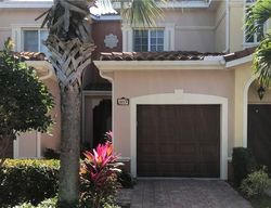  Estero Gardens Cir Un