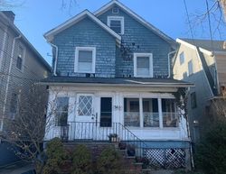  1/2 Central Ave