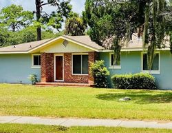  Parkwood Dr