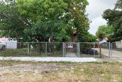  Nw 2nd Ter