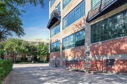  Canton St Apt 302