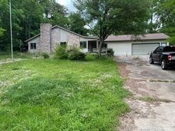  White Oak Cir