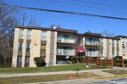  Newton St Apt 202
