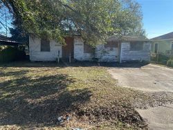  Owens St
