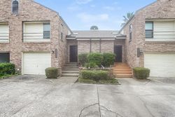  Seahorse Dr