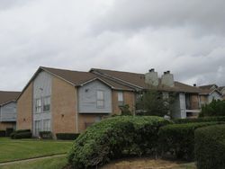  Country Creek Dr Apt 