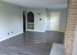  Datapoint Dr Apt 40c
